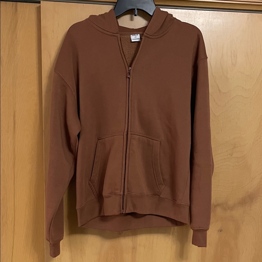 J.O. & Co Brown Zip-Up Hoodie soft! Size medium